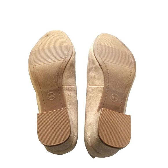 UNIVERSAL threads Closed Toe Size 8 1/2 Nude - Picture 5 of 5
